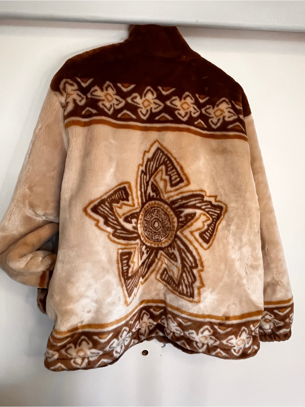 Patterned Teddy Zip-Up Jacket in Brown and Cream - Picture 2 of 6